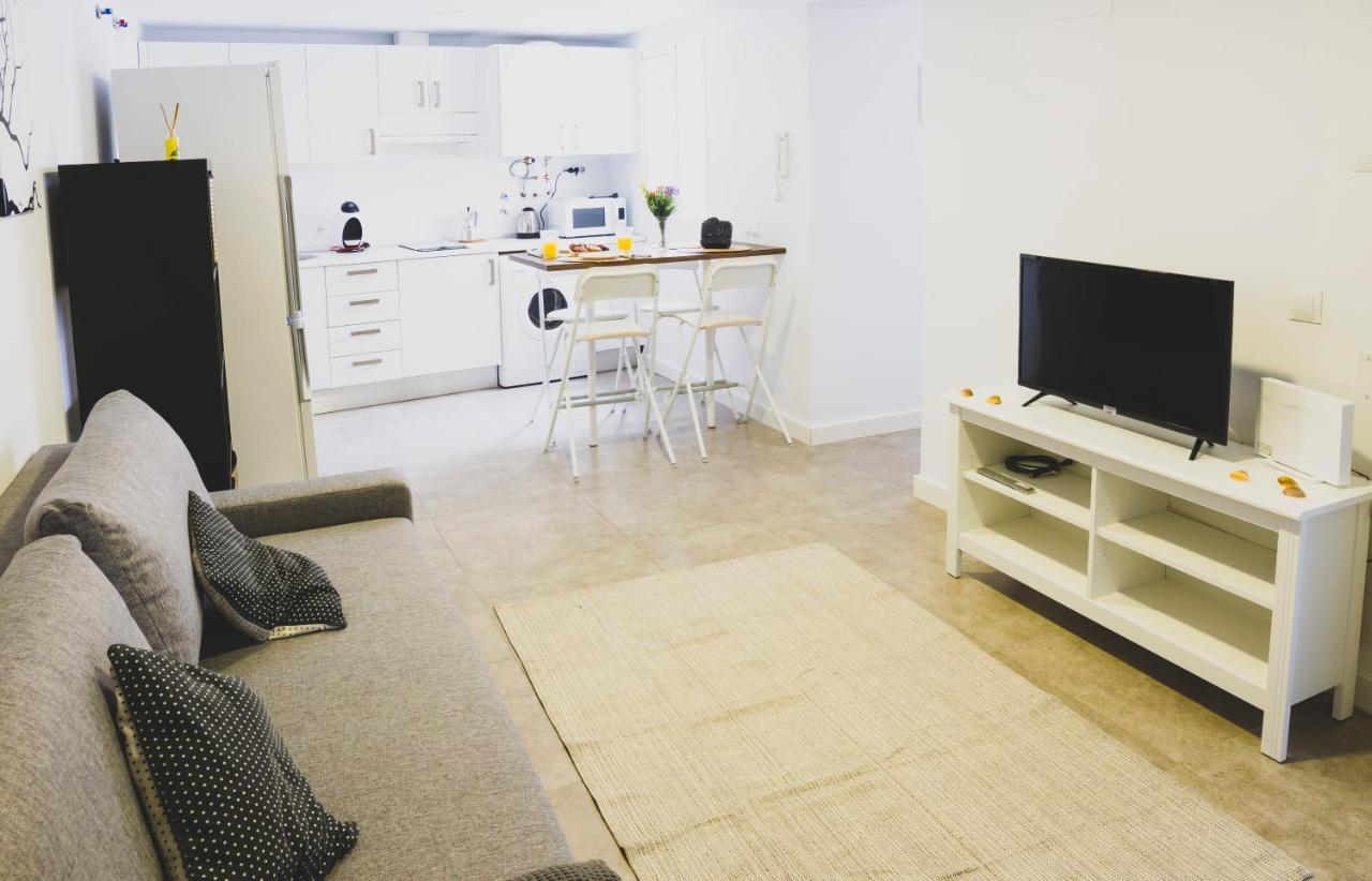 Cdz - Botica, Encantador Apartamento En Pleno Centro Historico Кадис Екстериор снимка